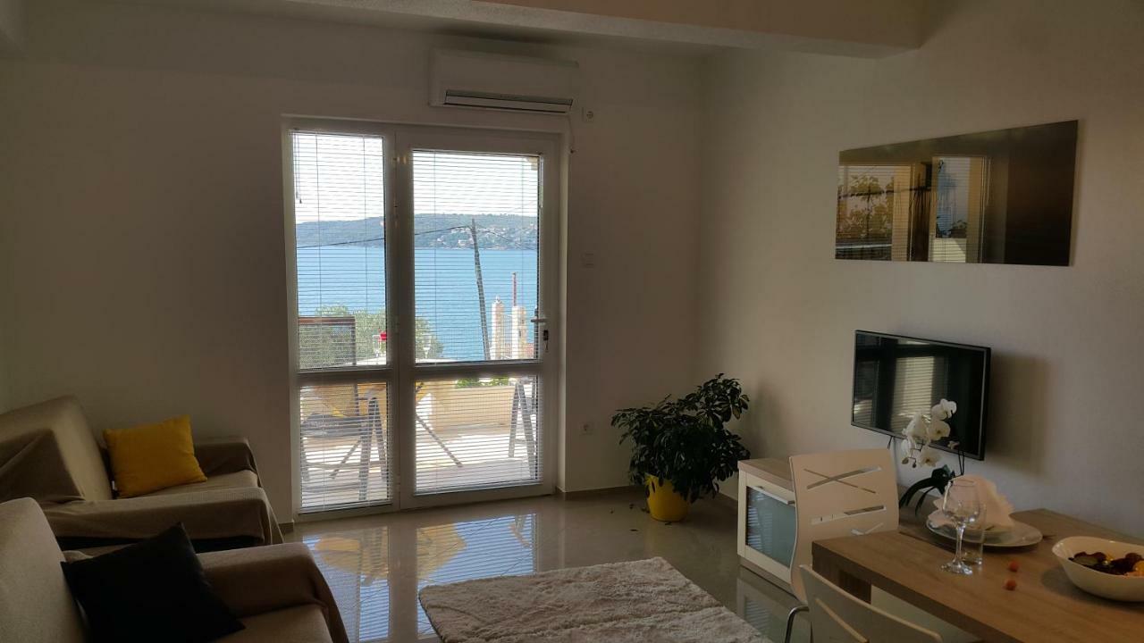 Apartments Anaivana Trogir Extérieur photo