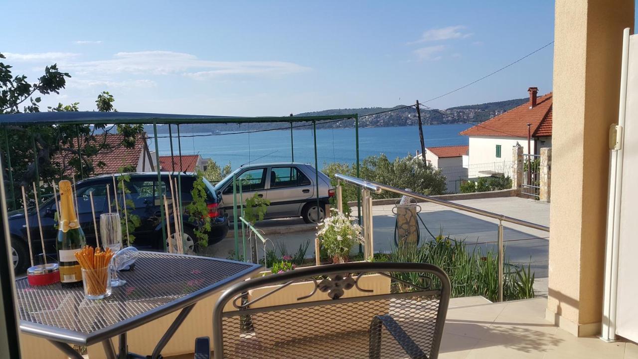 Apartments Anaivana Trogir Chambre photo